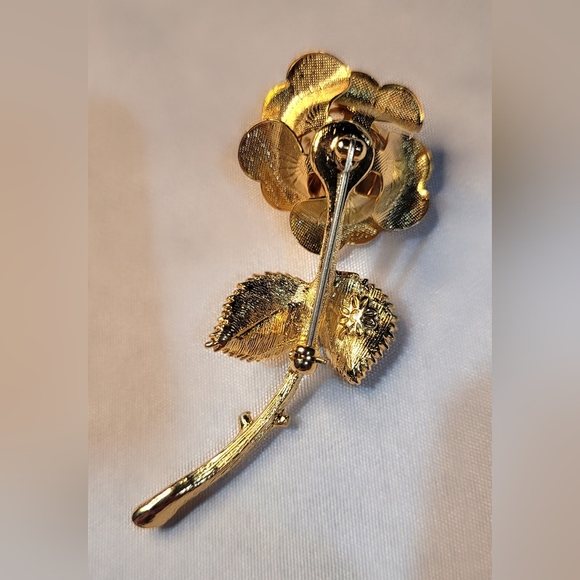 2 Vintage Rose Brooches - Picture 4 of 8